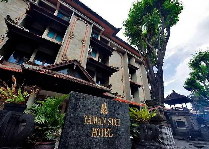 Urbanview Taman Suci Bali
