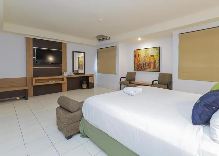 Urbanview Taman Suci Bali Hotel Denpasar