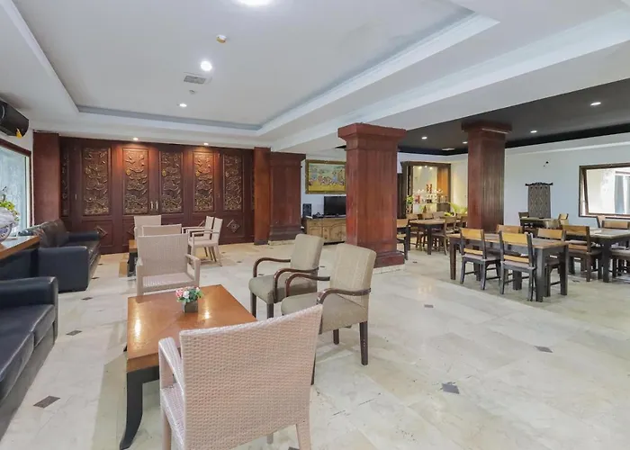 Hotel Urbanview Taman Suci Bali