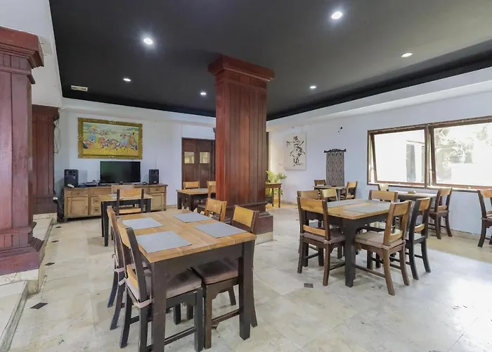 Hotel Urbanview Taman Suci Bali Denpasar