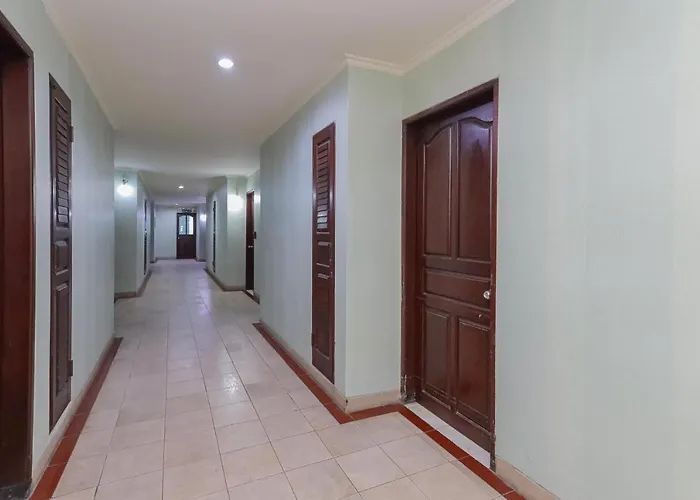 Hotel Urbanview Taman Suci Bali