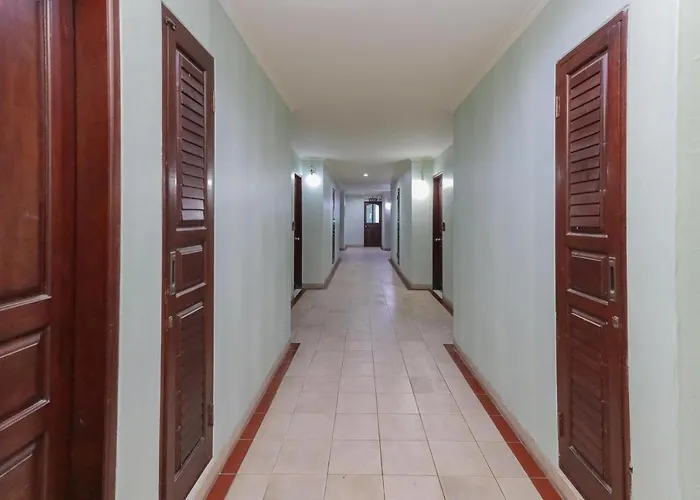 Urbanview Taman Suci Bali Hotel Denpasar