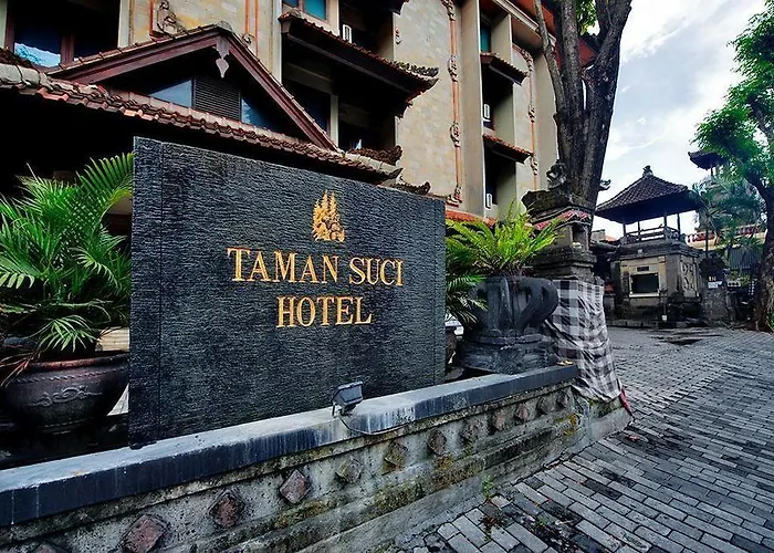 Urbanview Taman Suci Bali Hotel 3*